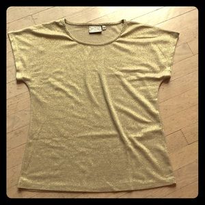 Gold t shirt